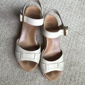 Ugg clog sandal